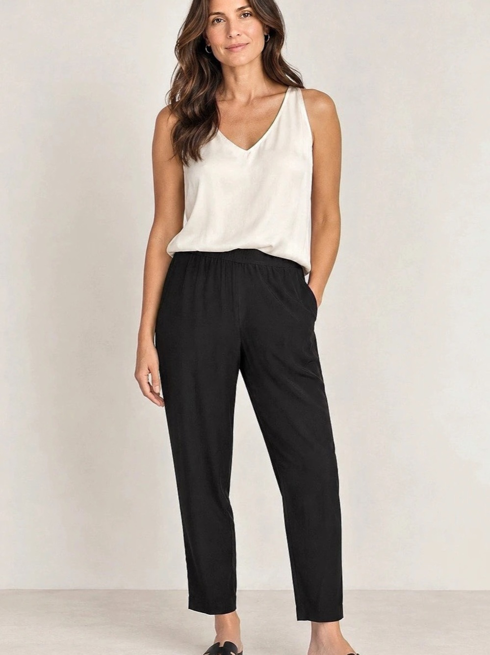 Eileen Fisher Silk Georgette Crepe tapered pull-on Pant Black Medium